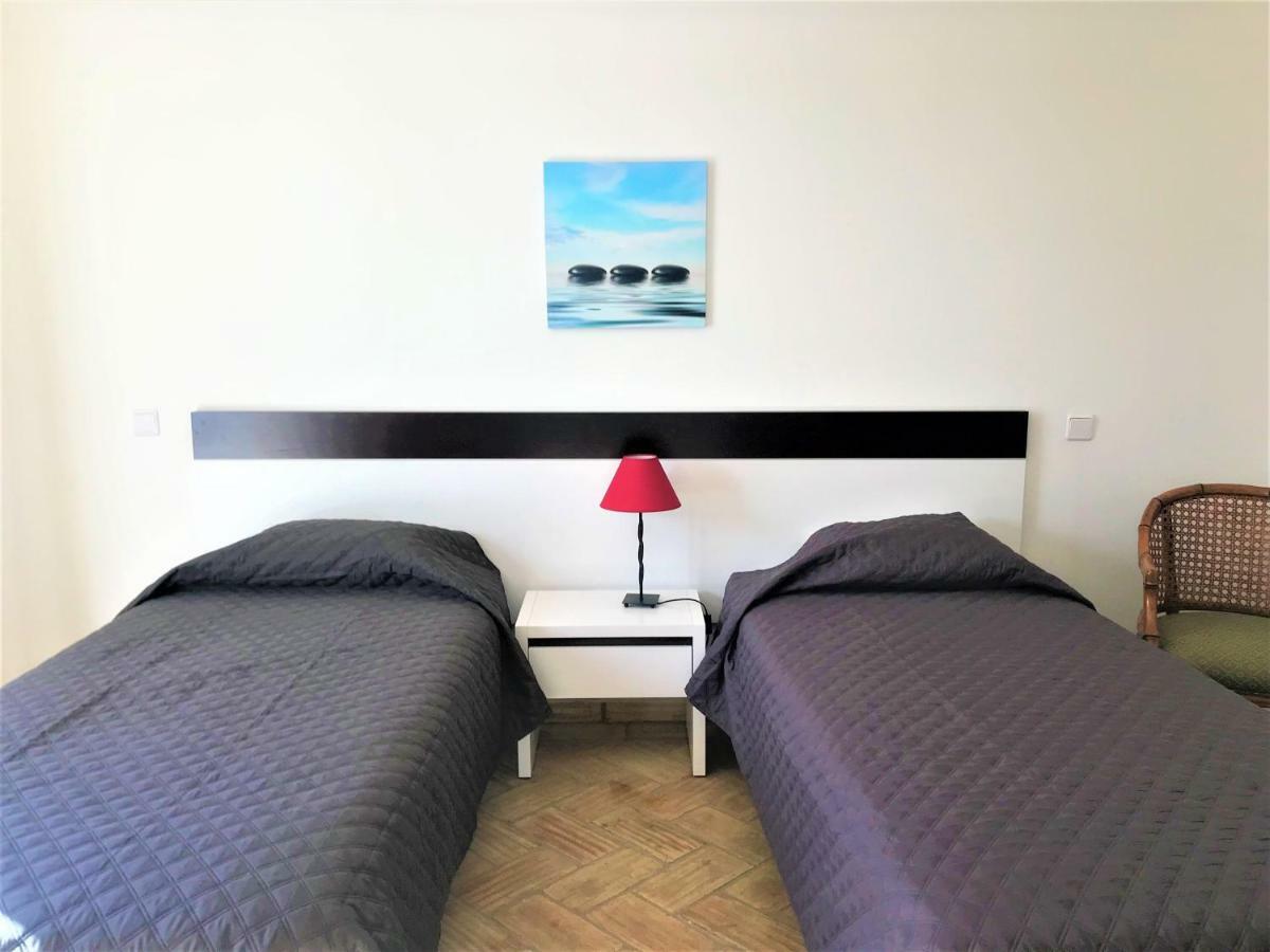 Casas Da Vila Praia Da Luz Экстерьер фото